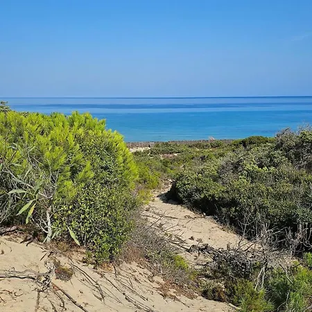 Holiday home Acquamarina House By The Sea Badesi