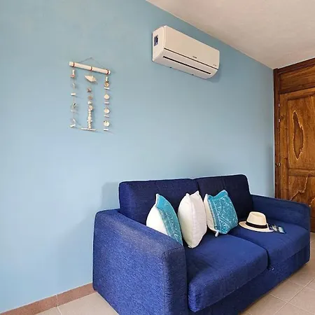 Acquamarina House By The Sea Holiday home *