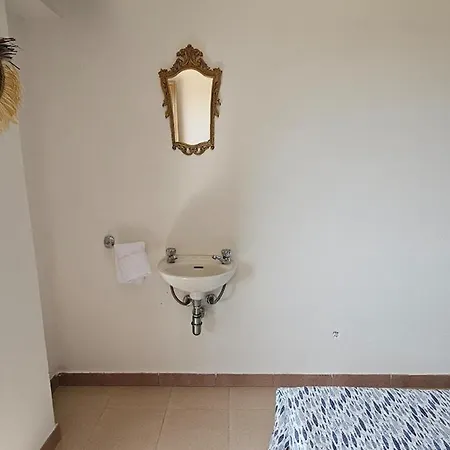 Сasa de vacaciones Acquamarina House By The Sea Badesi