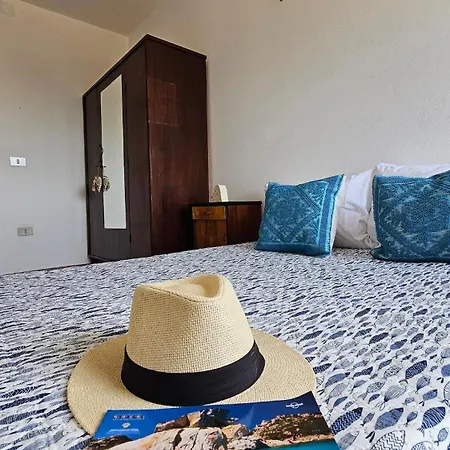 Сasa de vacaciones Acquamarina House By The Sea Badesi