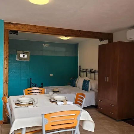Ferienhaus Acquamarina House By The Sea *