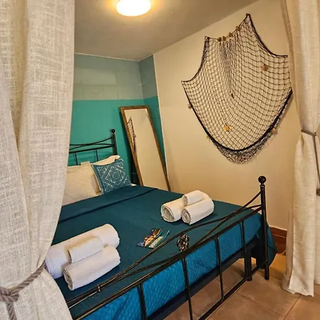 Acquamarina House By The Sea *